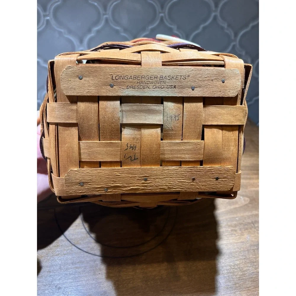 Longaberger Easter Basket 1995 With Floral Liner‎ And Plastic Protector